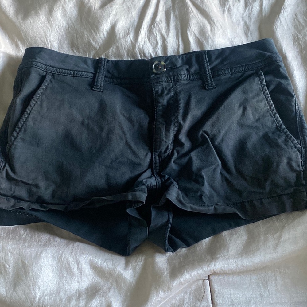 American eagle shortie shorts size 6 black